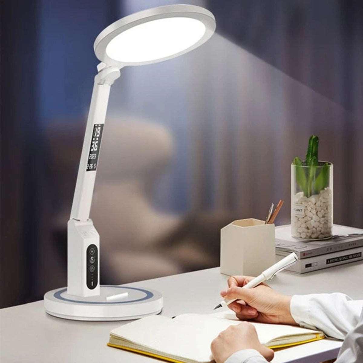 Lampe de Bureau LED Pliable USB, Chargeable avec horloge intégrée - B-konnect